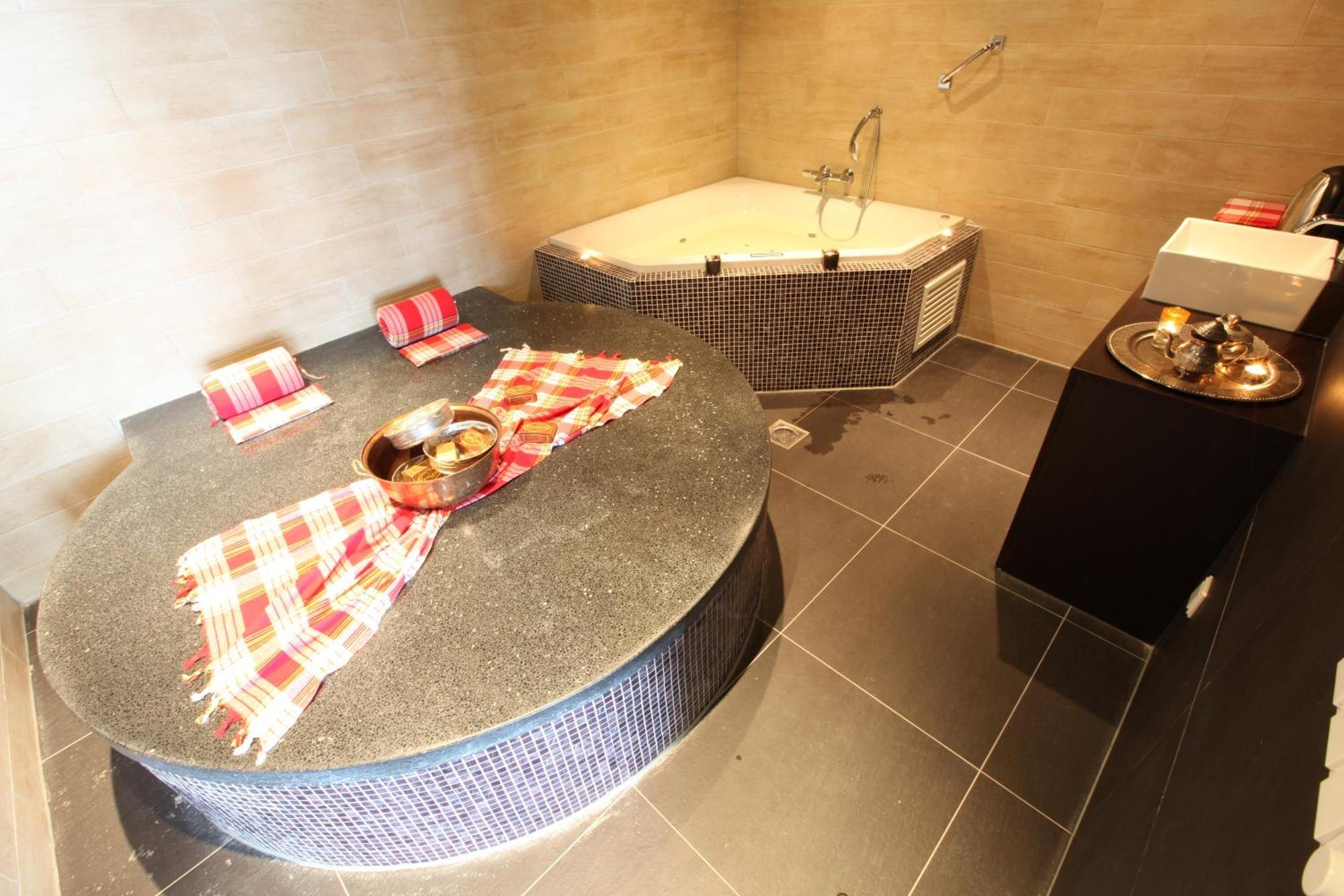 Hotel & Spa Savarin - Rijswijk, Гаага Екстер'єр фото