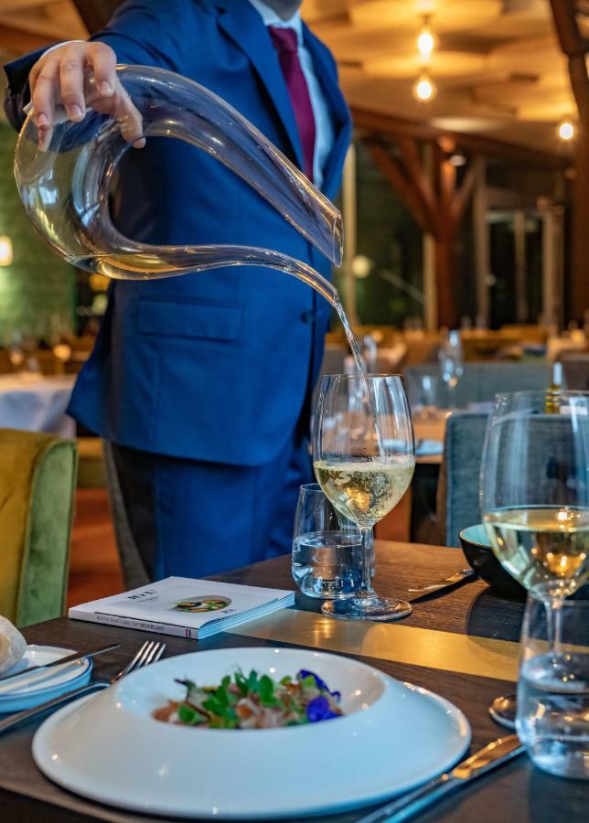 Hotel & Spa Savarin - Rijswijk, Гаага Екстер'єр фото